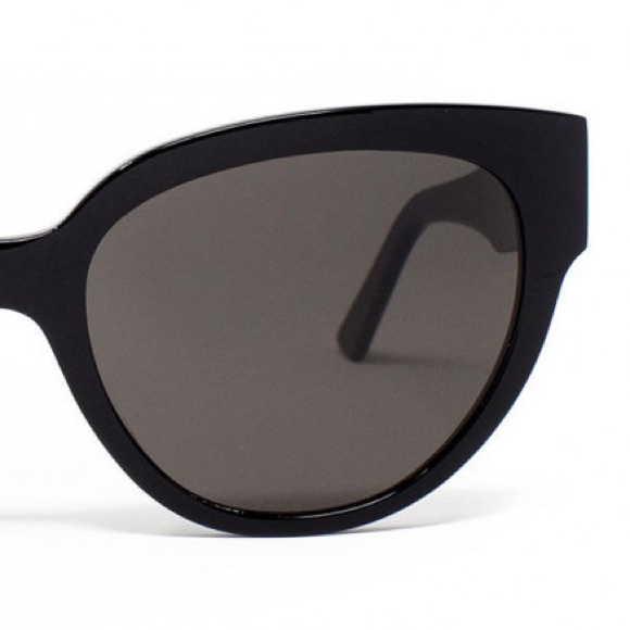 BALENCIAGA BLACK ACETATE CAT EYE UNISEX SUNGLASSES BB0050S - Picture 5 of 5